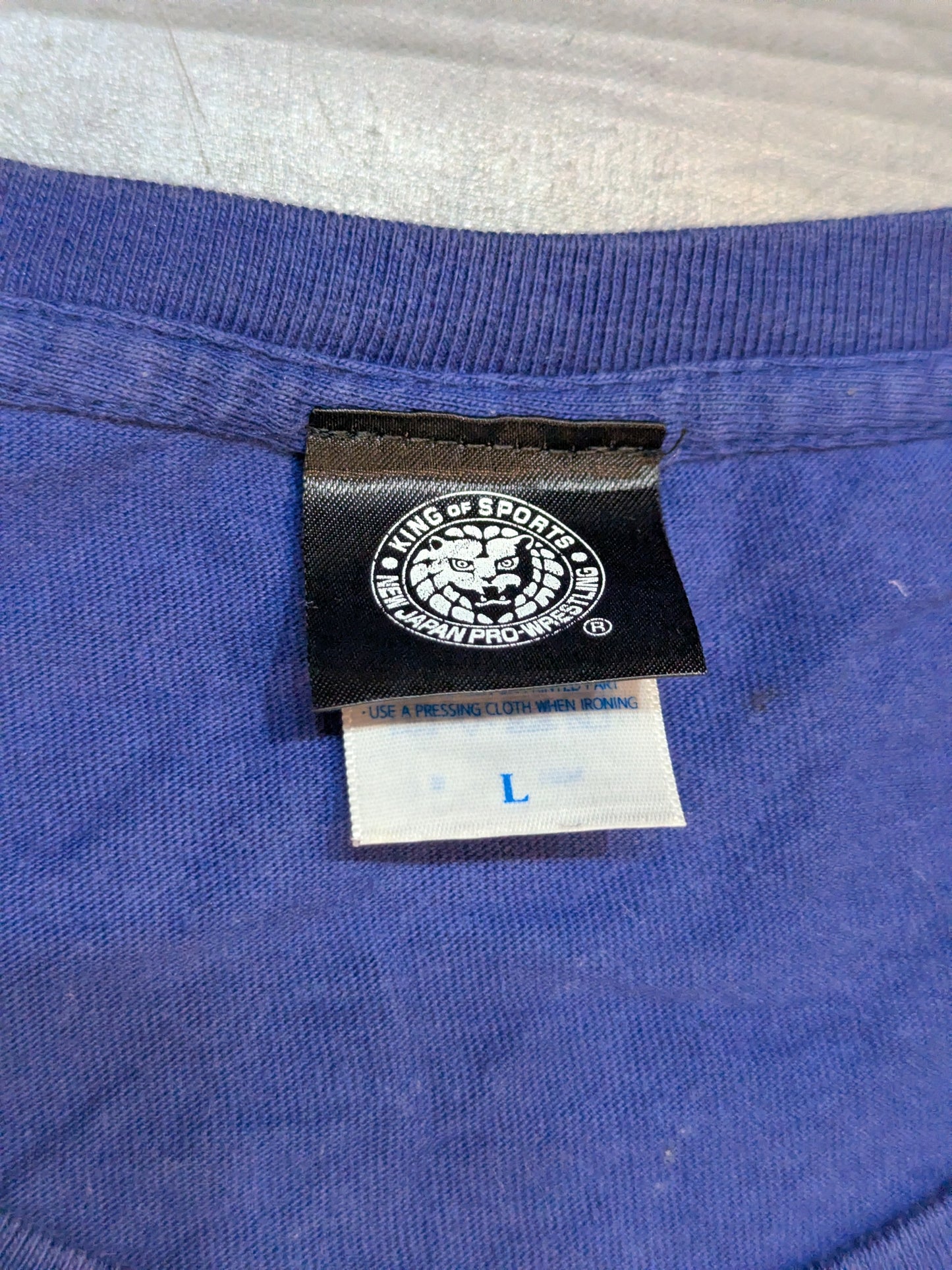 オカダ・カズチカ「KONOKAONIPINTOKITARA!?」Tシャツ