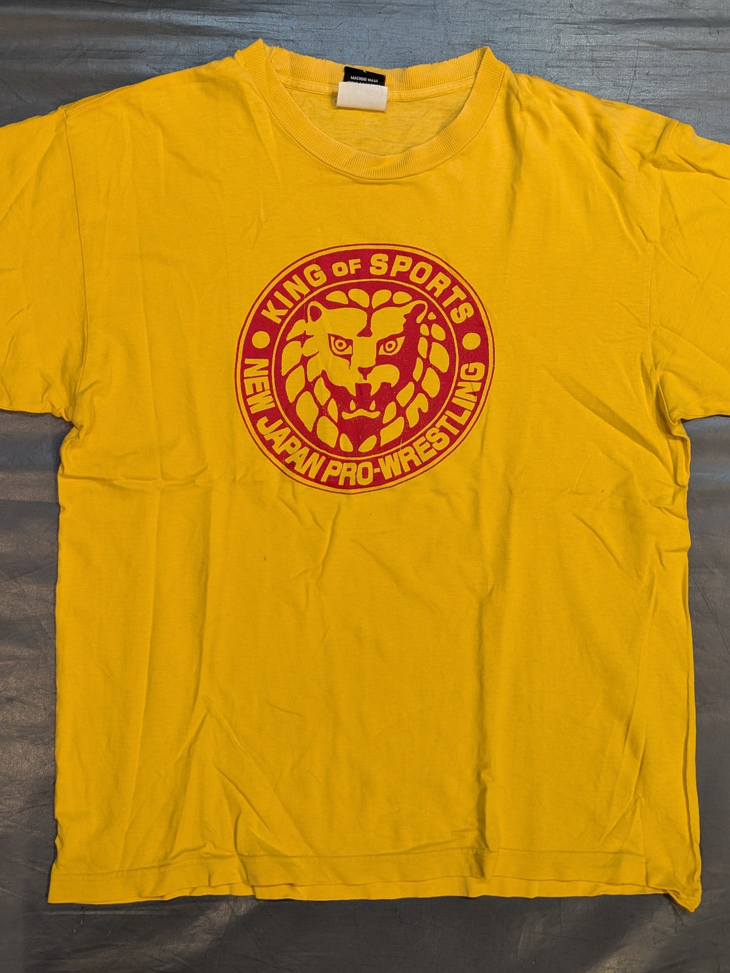 Lion Mark  T-shirt (Yellow×Red)