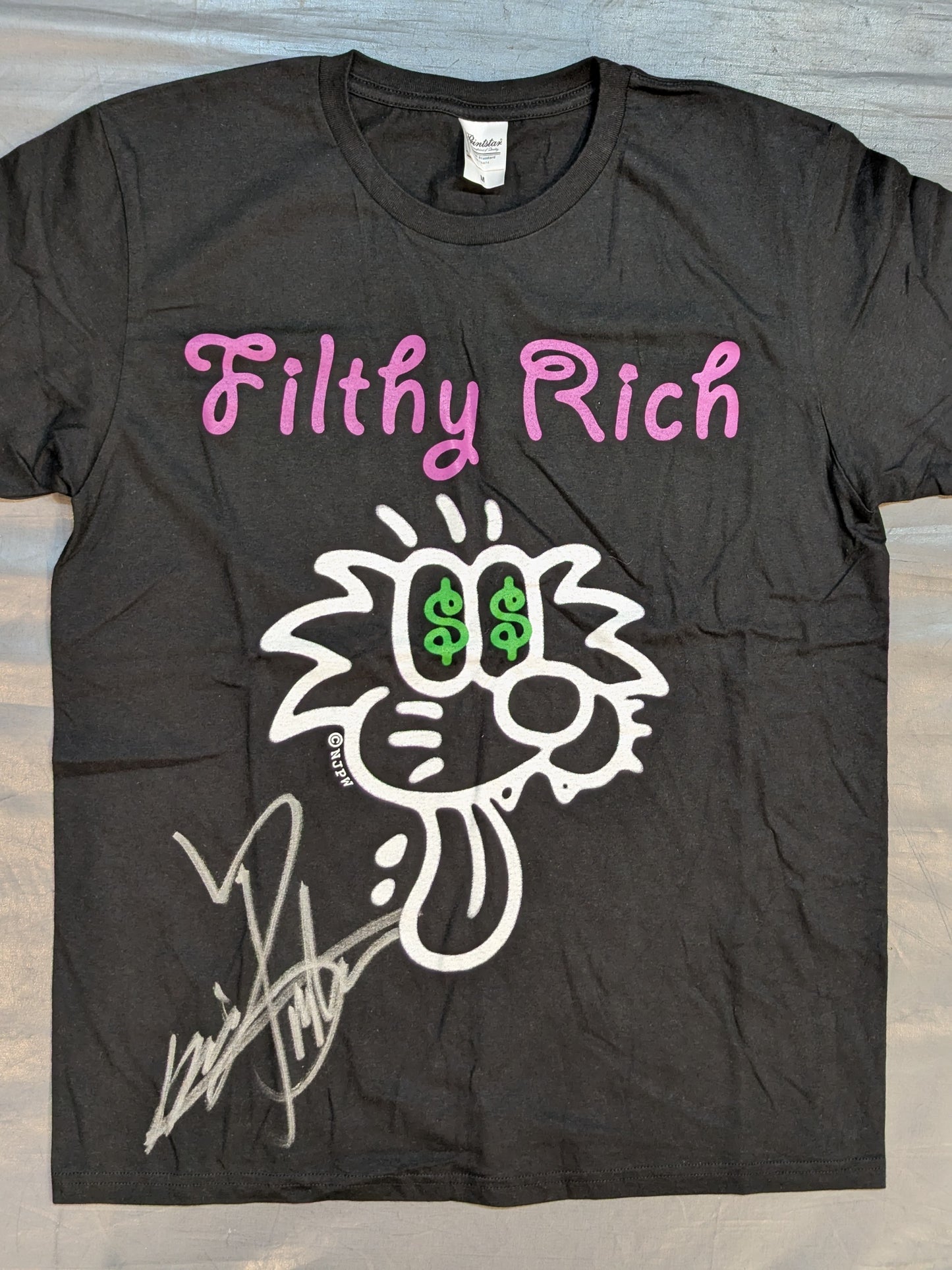 【直筆サイン入り】オカダ・カズチカ「Filthy Rich」Tシャツ