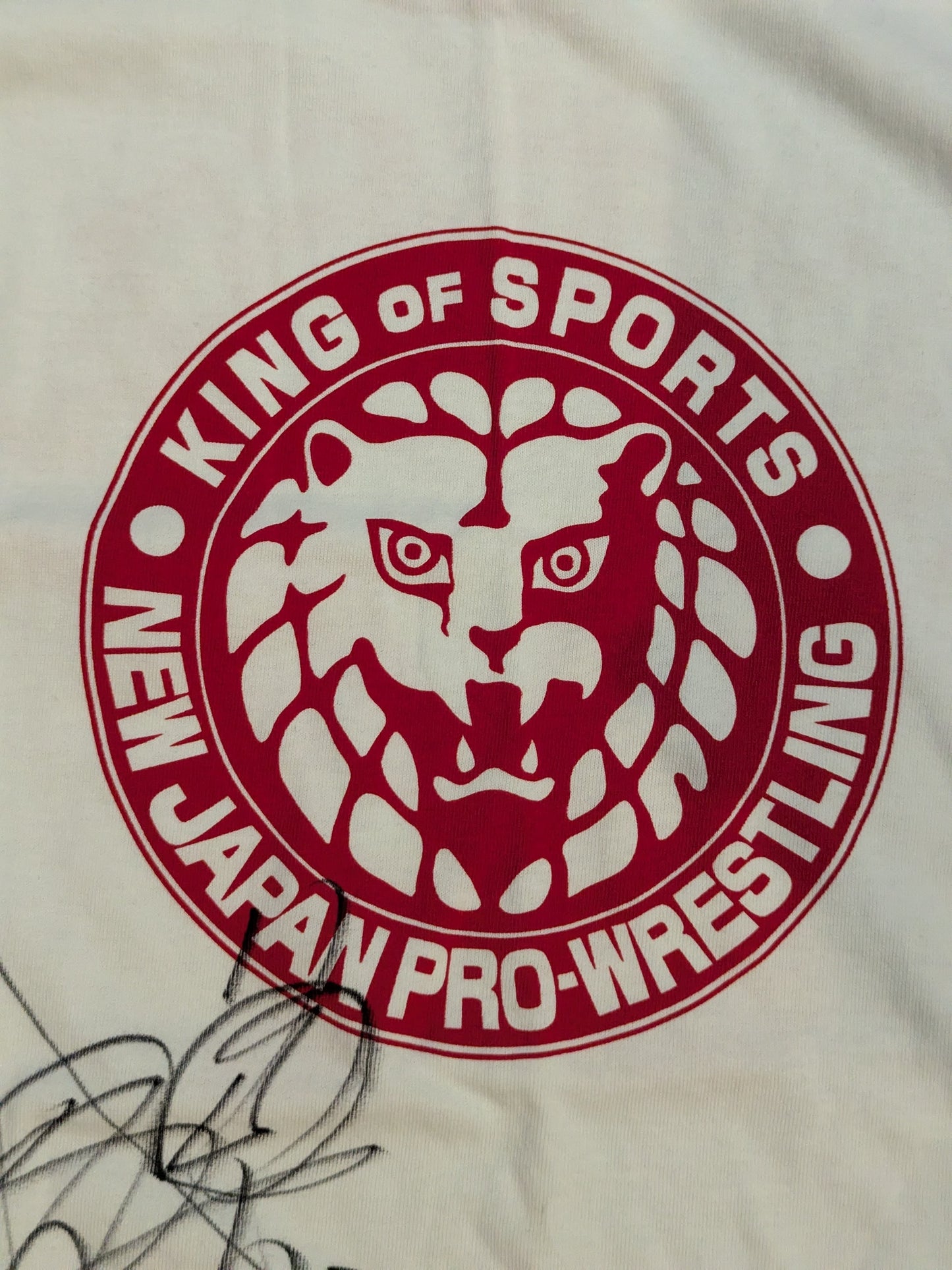【hand signed autograph】 KUSHIDA×Lion Mark T-shirt