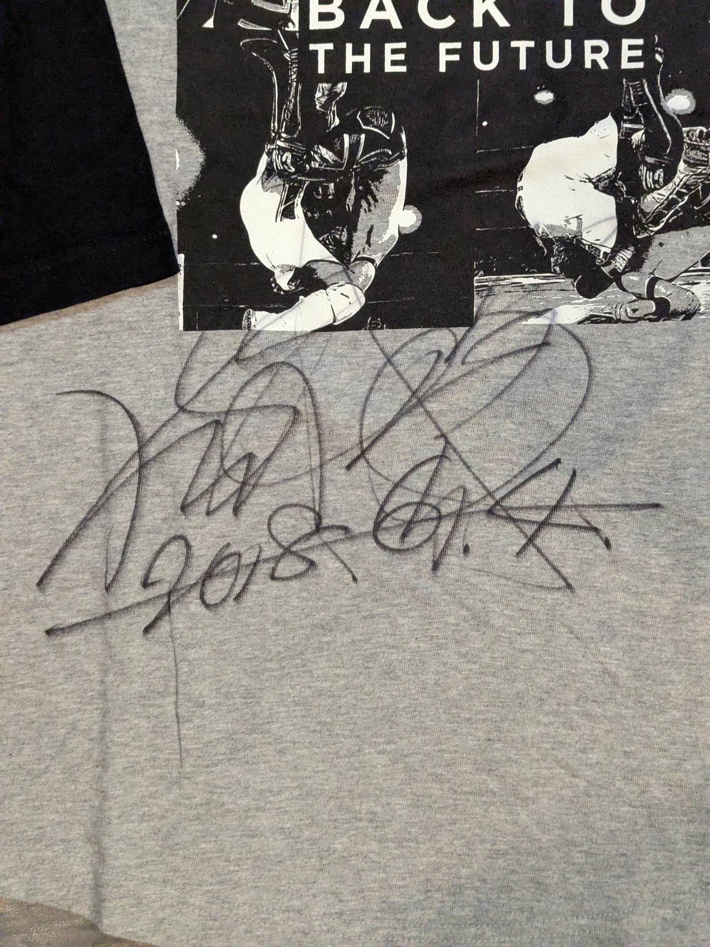 【直筆サイン入り】KUSHIDA「BACK TO THE FUTURE」ラグラン七分袖Tシャツ