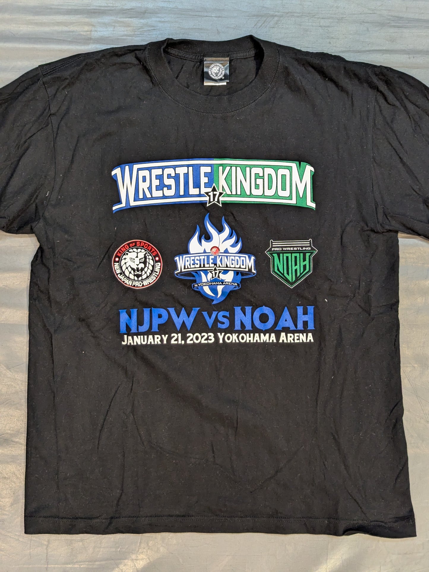 WRESTLE KINGDOM 17 大会記念「NJPW vs NOAH」Tシャツ②