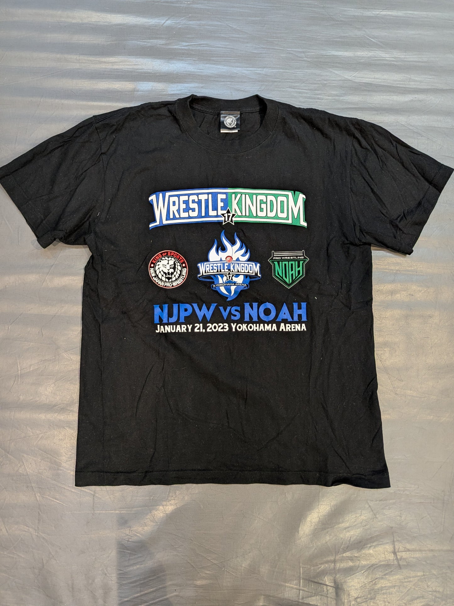 WRESTLE KINGDOM 17 大会記念「NJPW vs NOAH」Tシャツ②
