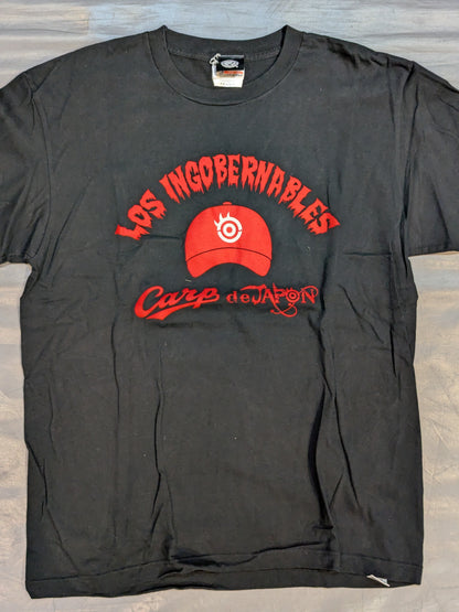 Hiroshima Toyo Carp × Tetsuya Naito Collaboration V9 T-Shirt (Black)