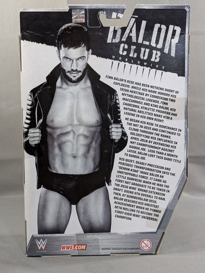 ★Ringside Collectibles★ フィン・ベイラー(黒ジャケット)