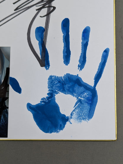 ★ Handprint Shikishi ( Autograph board ) & Mayu Iwatani with ★ limited photo