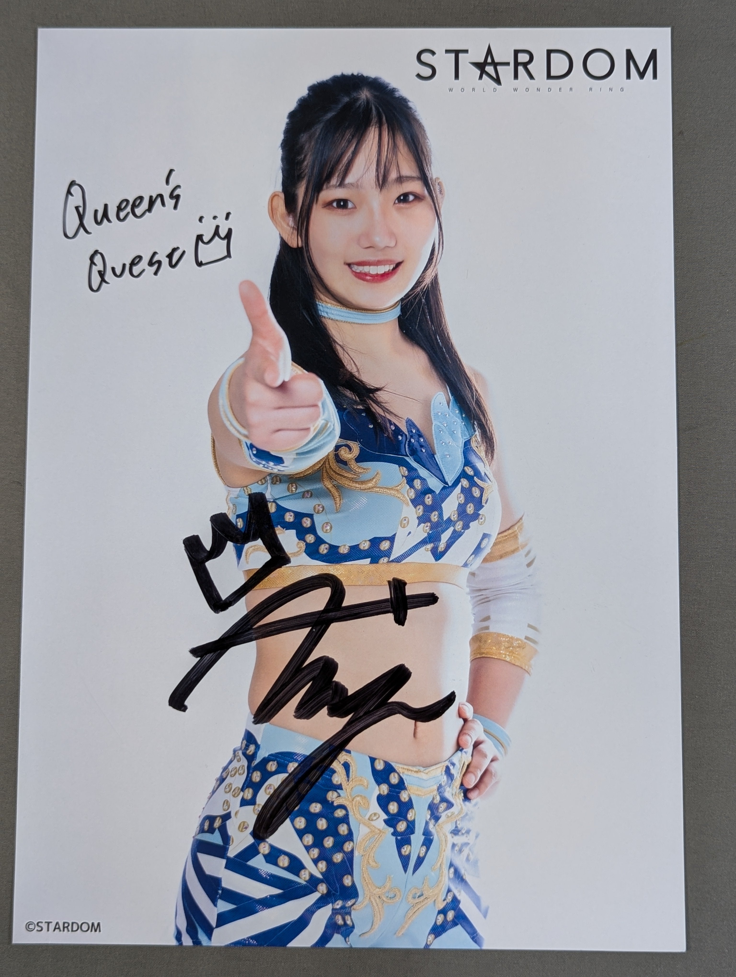 天咲光由 直筆サイン入り スターダムポートレート(M-2) – 闘道館