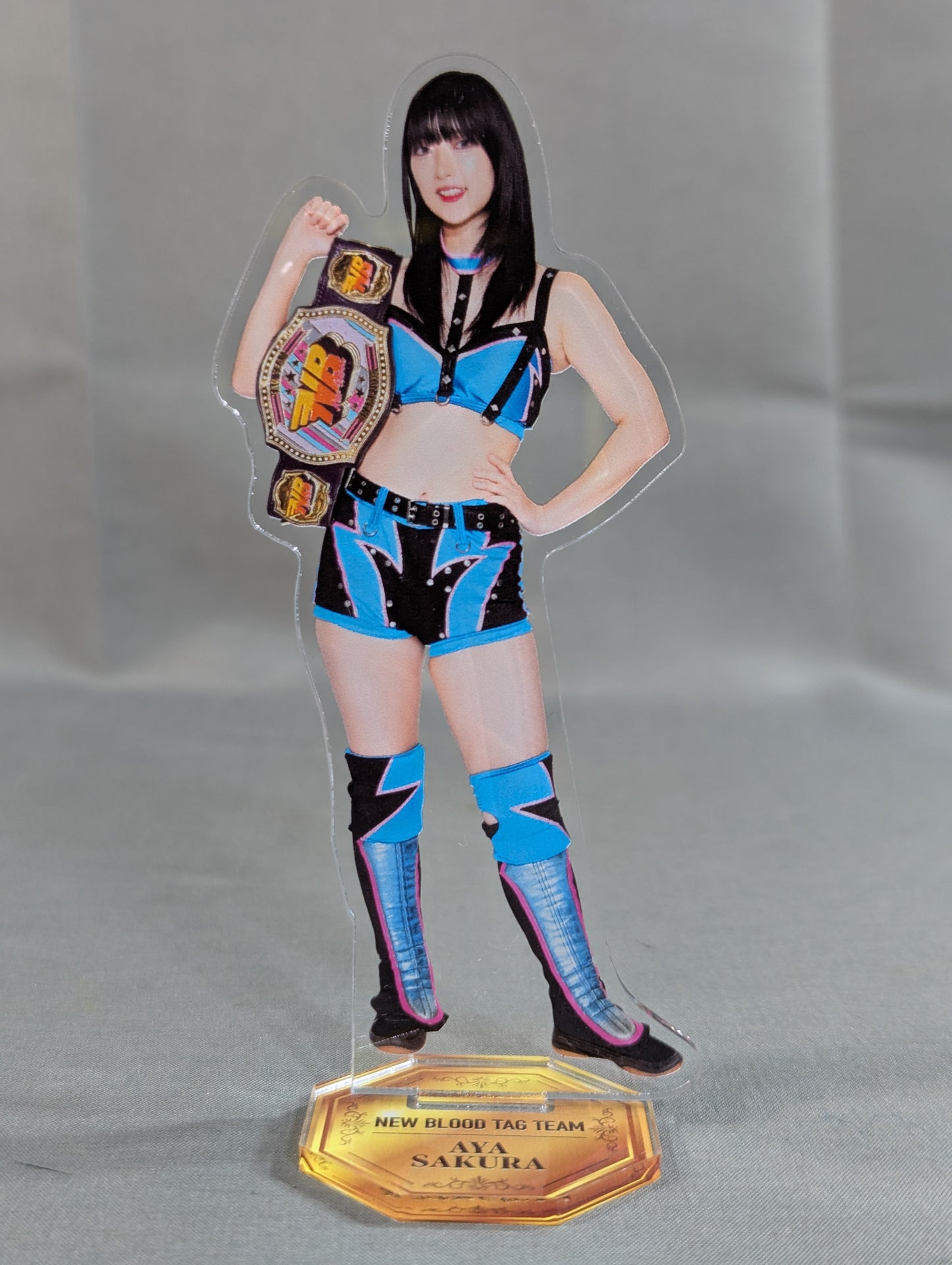 AYA SAKURA Belt Acrylic Stand (NEW BLOOD Tag)