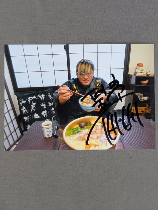 タイチ 直筆サイン入り 写真①