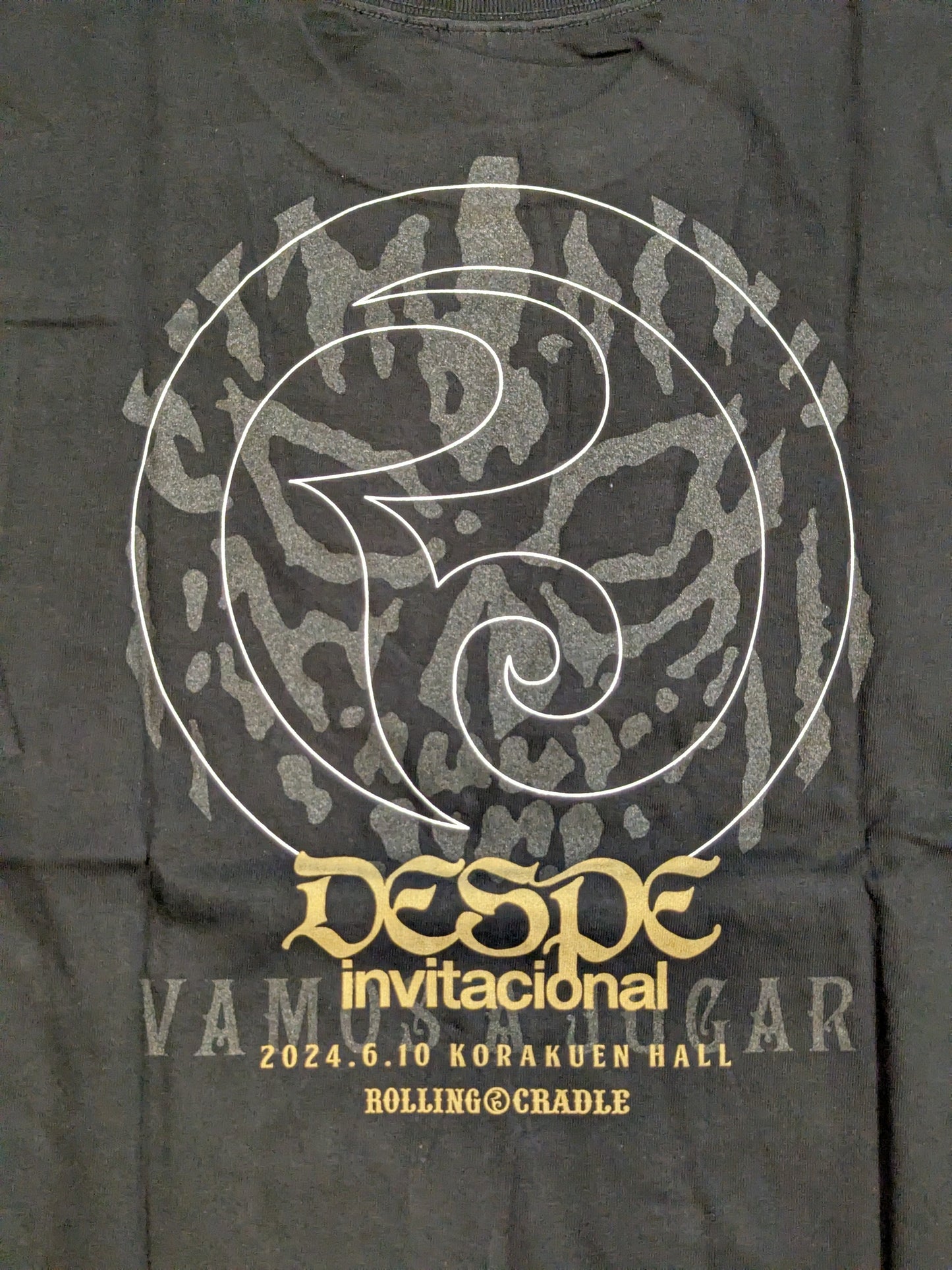 El Desperado: "DESPE-invitacional supported by ROLLING CRADLE. Vamos a jugar" T-shirt (1)