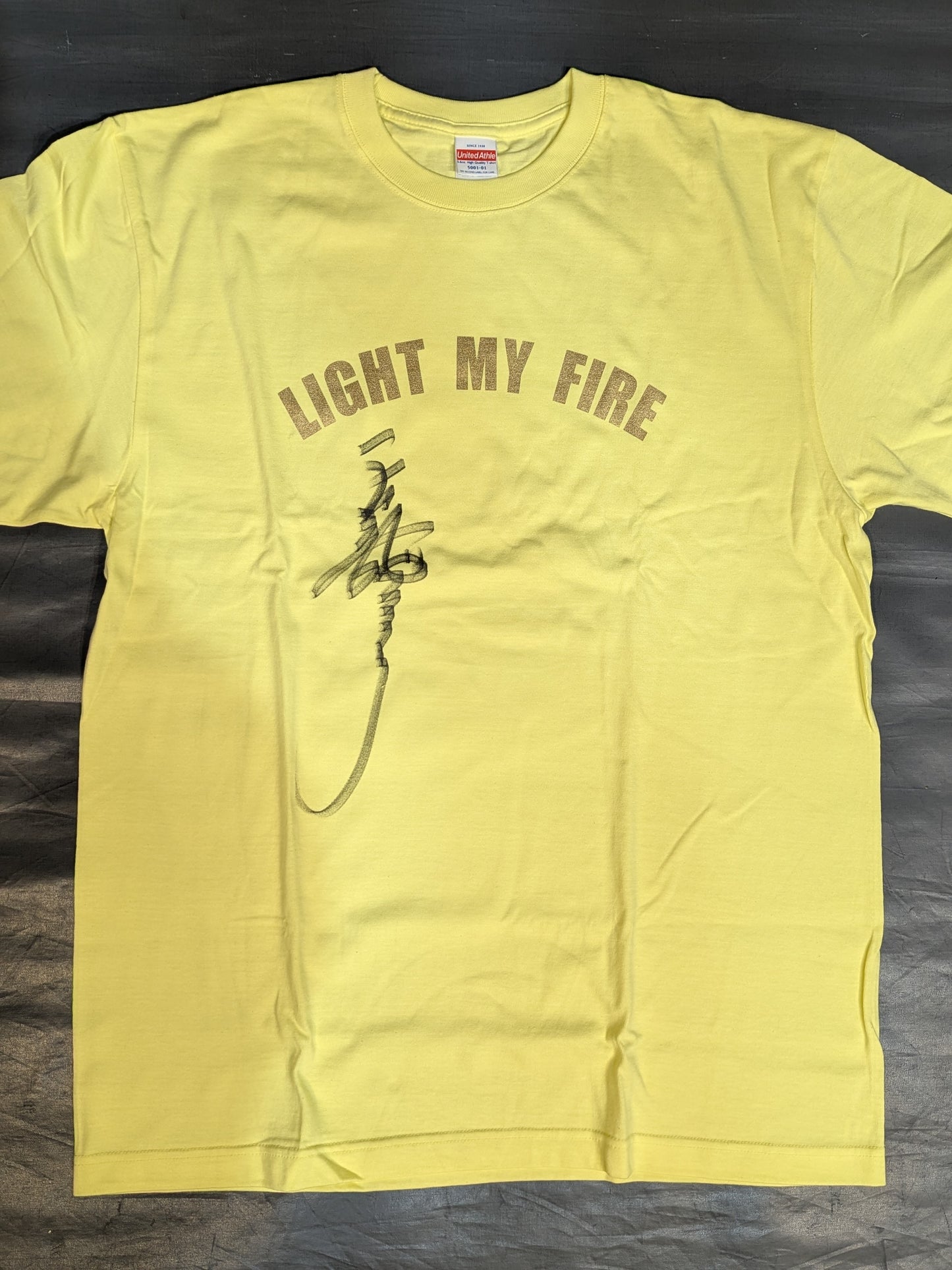 [Tenryu Genichiro hand signed autograph 】Tenryu Project "LIGHT MY LIFE" T-shirt (Black)