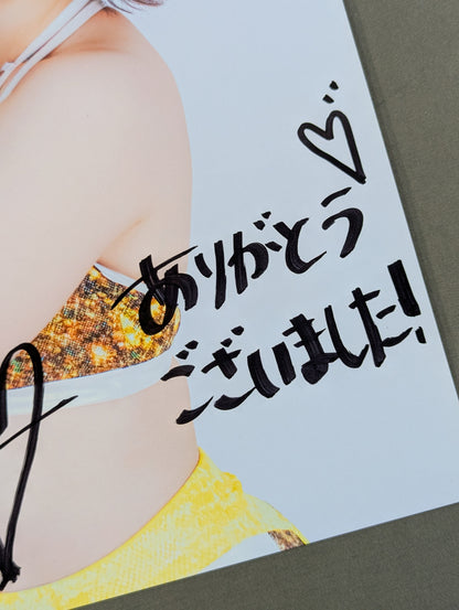 万喜なつみ(なつぽい) 直筆サイン入り ポートレート(C-7)