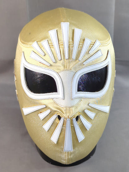 Mistico  (Gonzalez)