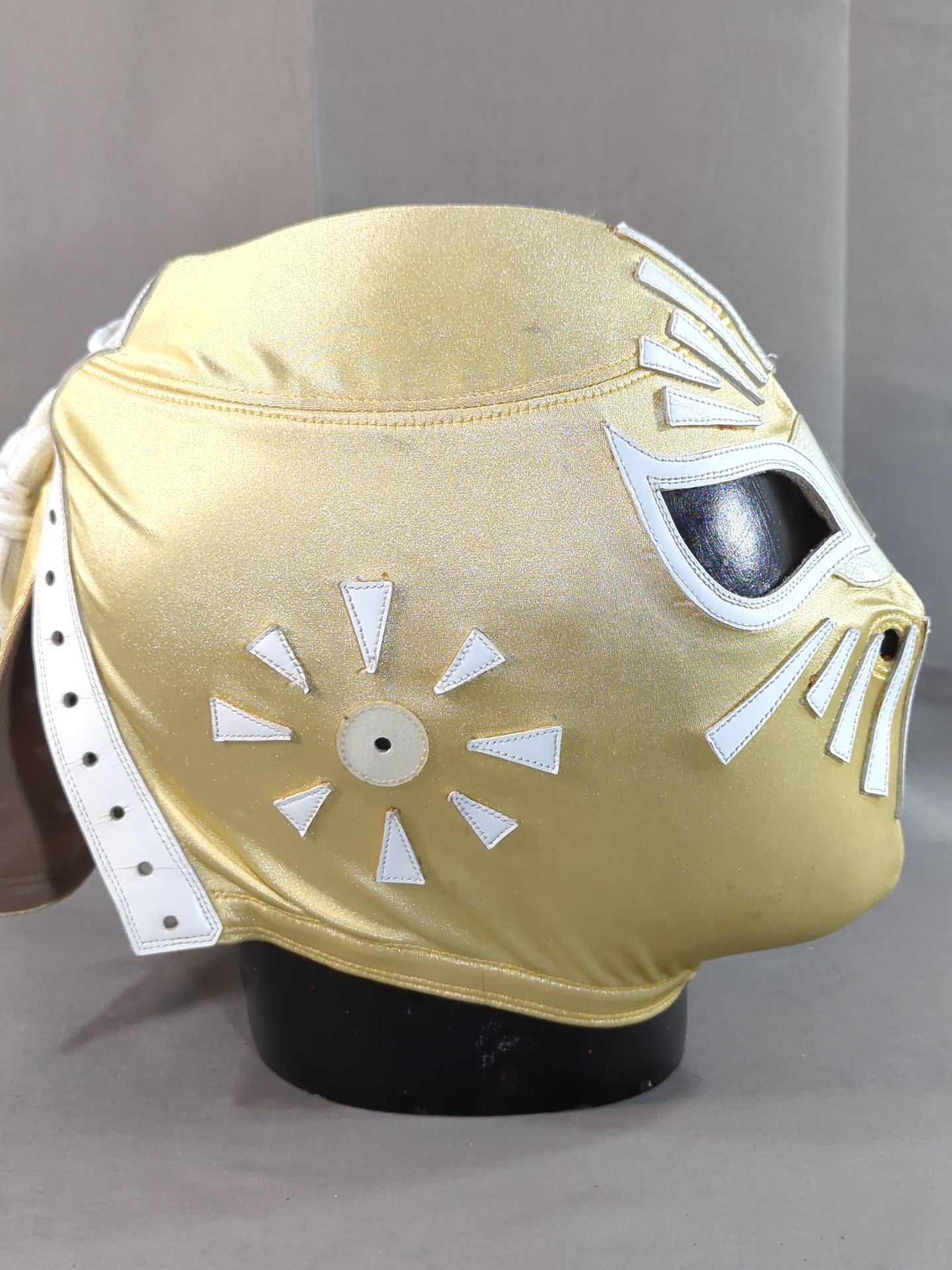 Mistico  (Gonzalez)