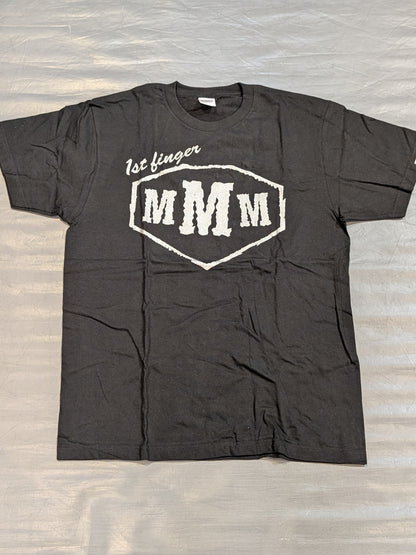 MaxiMuM「MMM」Tシャツ(ブラック)