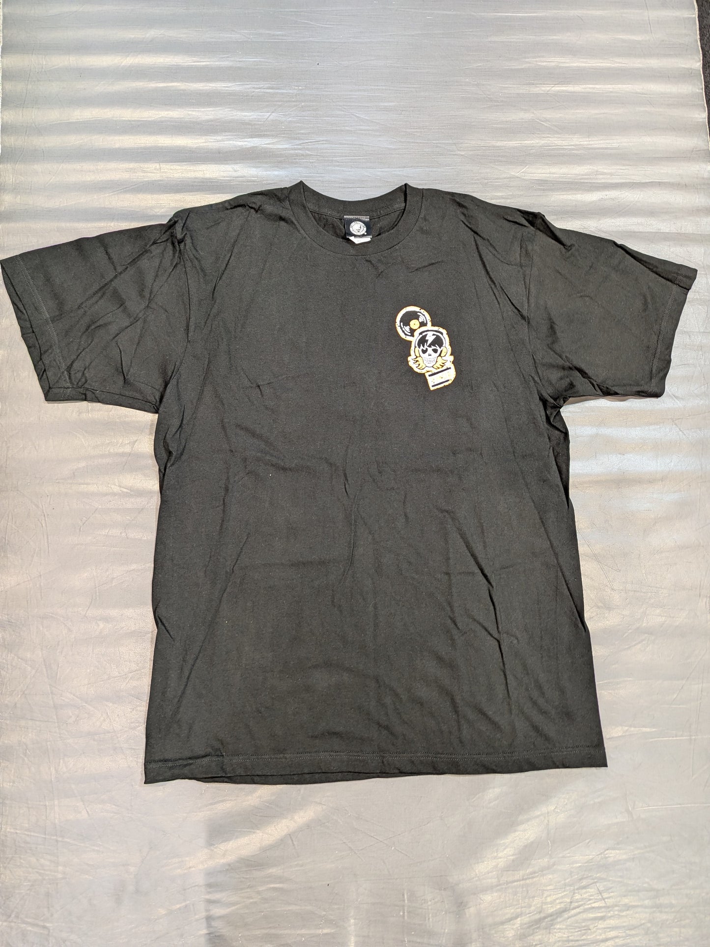 大岩陵平「GAIKOTSU OIWA KUN」Tシャツ