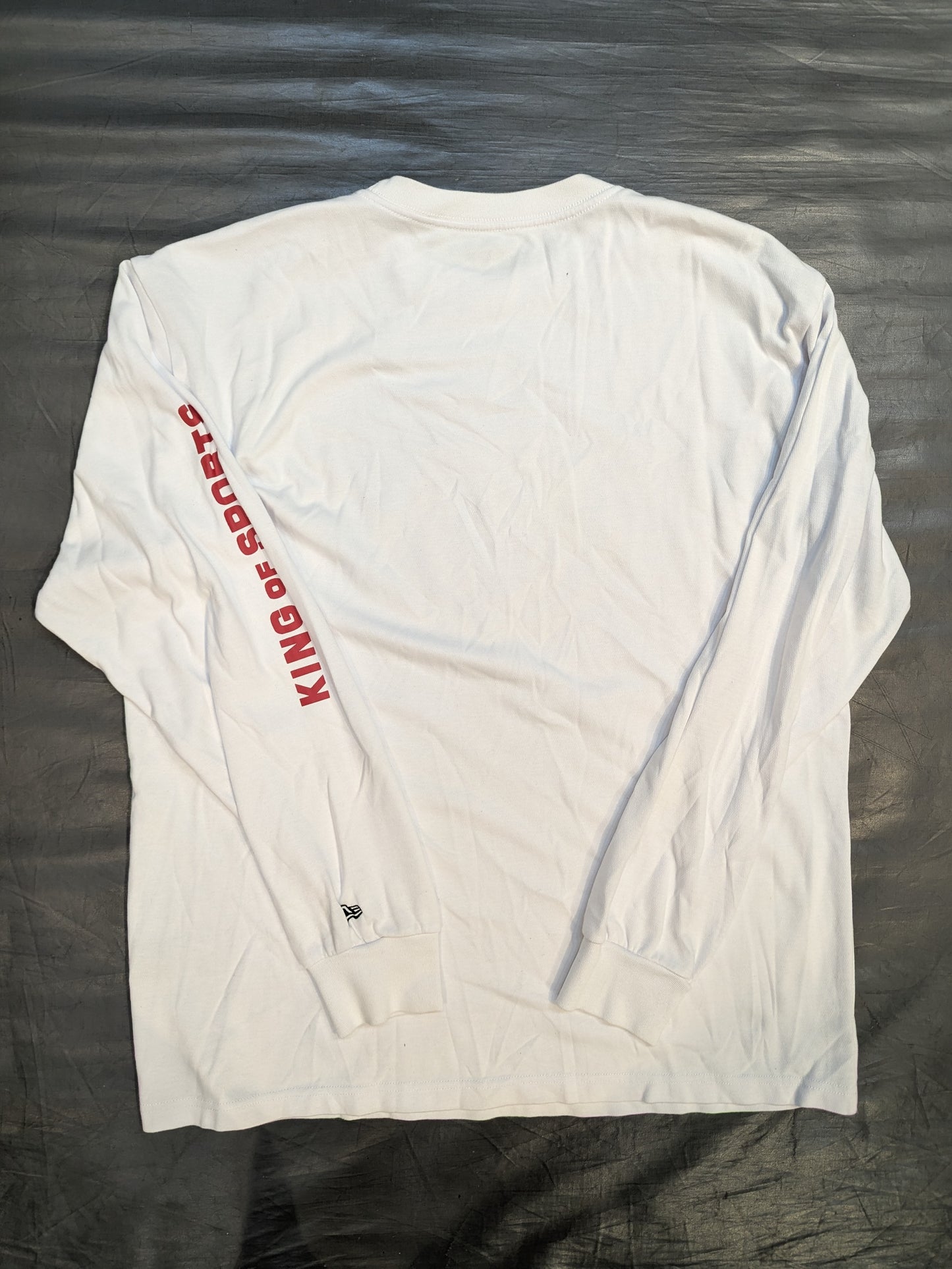 ライオンマーク×NEW ERA コラボロングスリーブTシャツ(ホワイト)