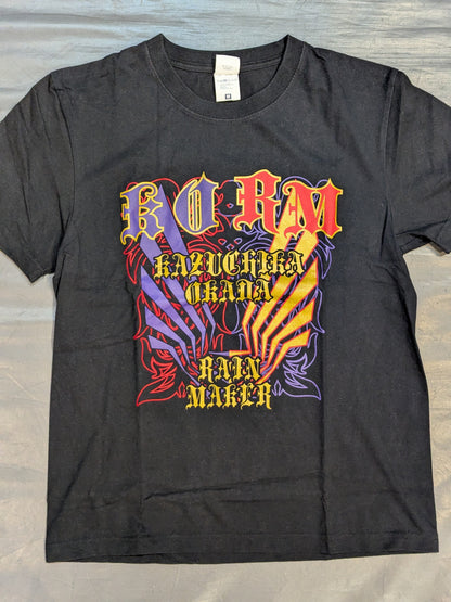 オカダ・カズチカ×ガッツ・ダイナマイト・キャバレーズ コラボTシャツ②(ブラック)