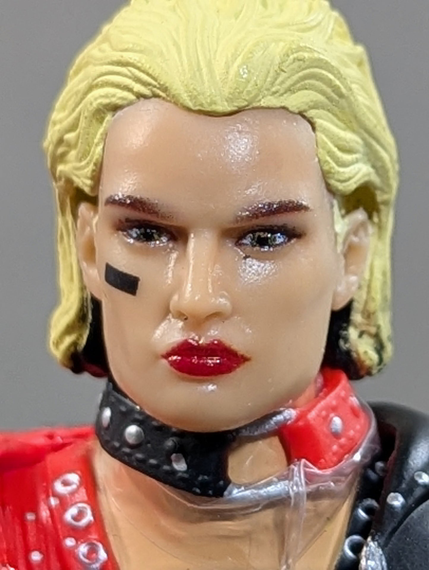 Toni Storm  (Red × Black Costume)