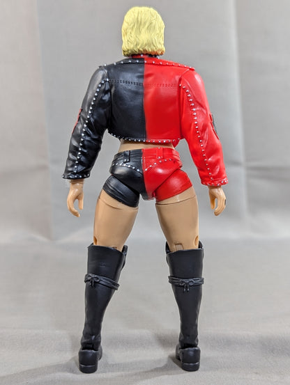 Toni Storm  (Red × Black Costume)