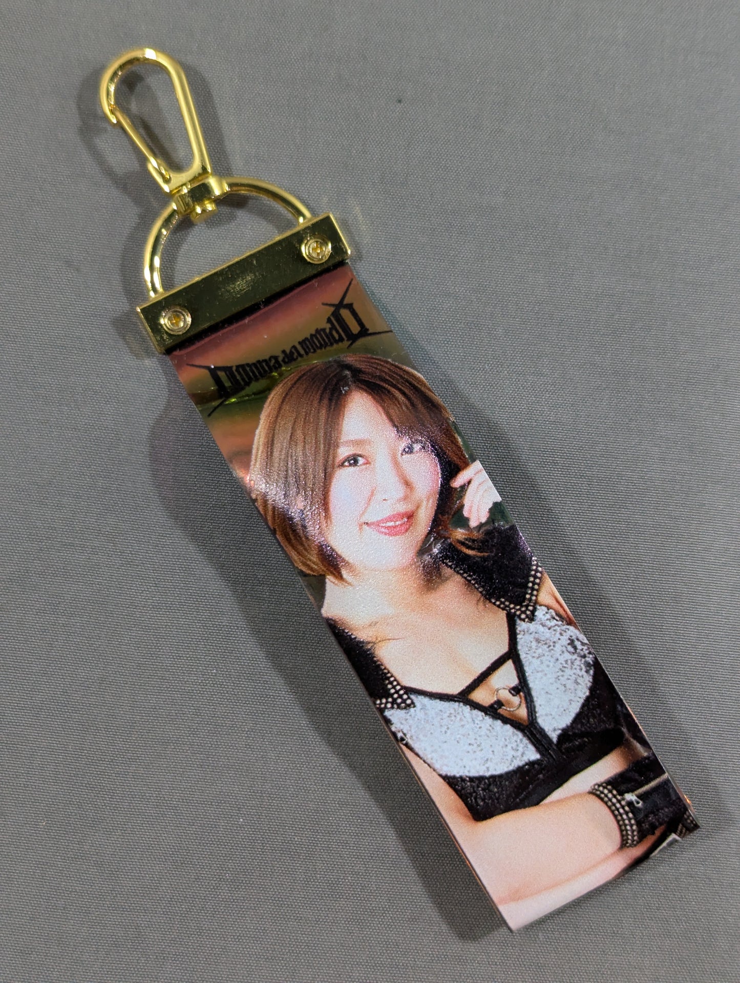 MAI SAKURAI Random Aurora Keychain