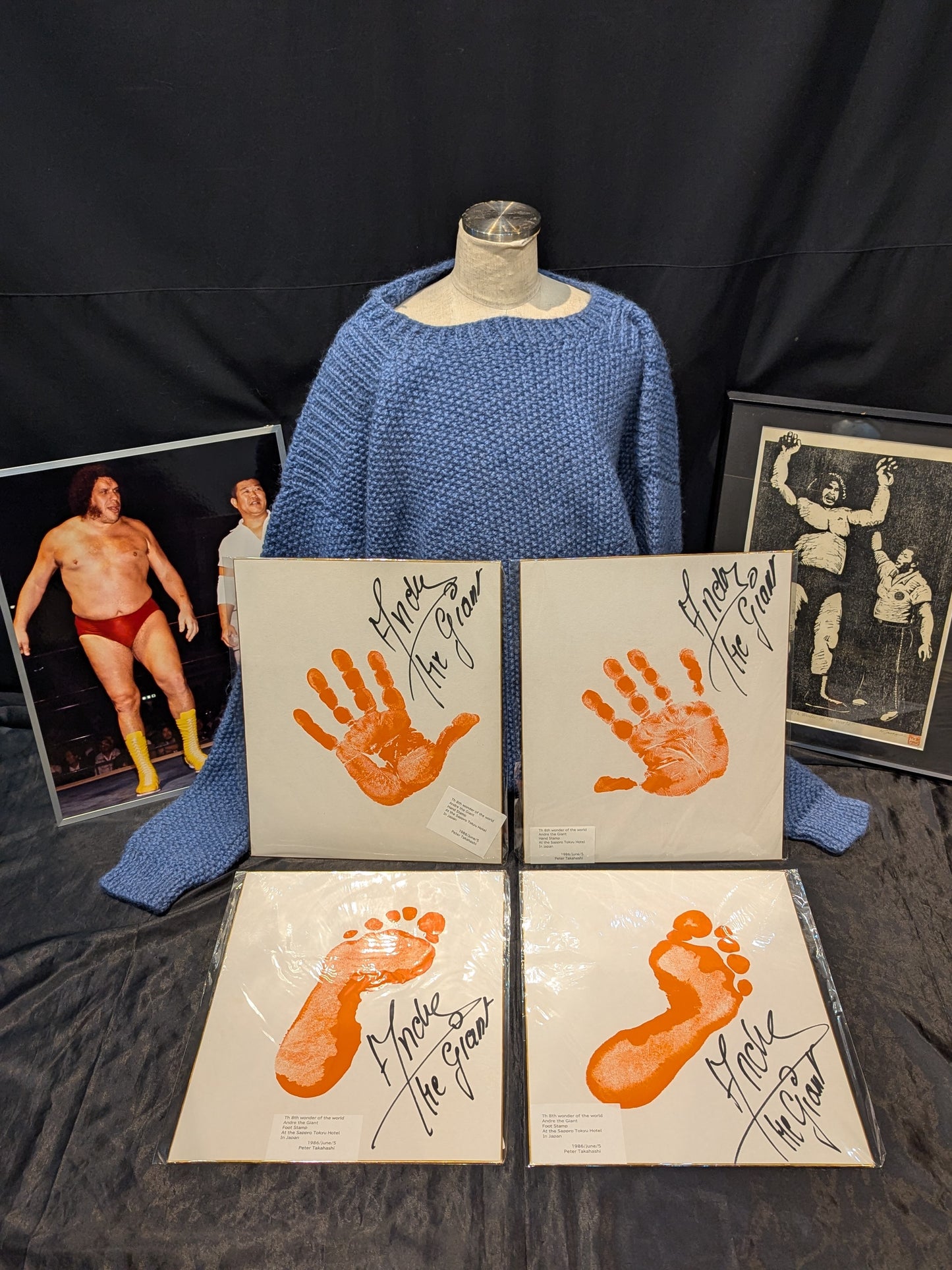 Andre the Giant Signature with Both Hands and Feet ★ Shikishi (Autograph board ) Mr. Takahashi's Secret Collection, The Final Set! ★ Sweater worn by him woodblock print & photo panel set
