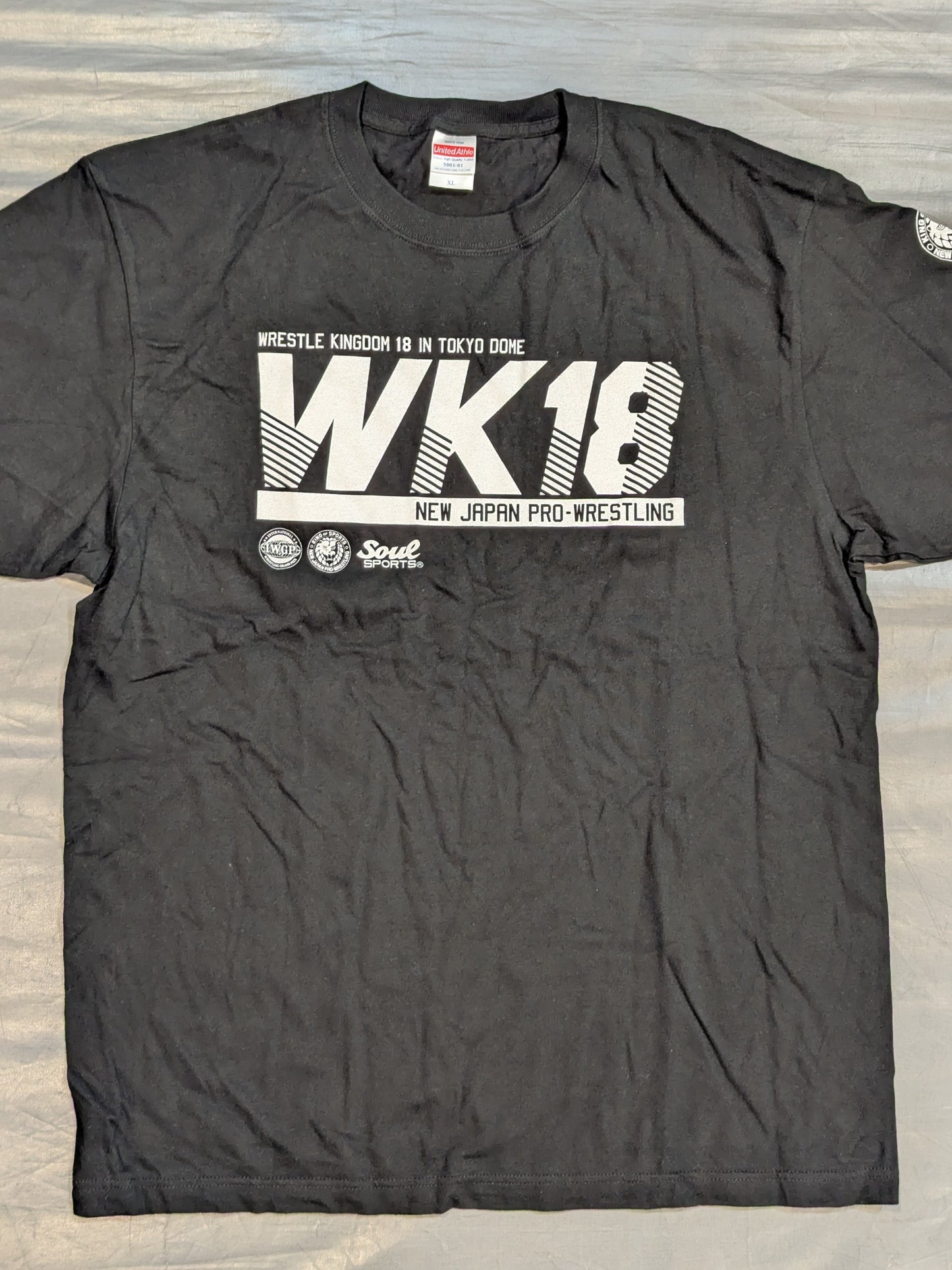 WRESTLE KINGDOM 18 大会記念「SOUL SPORTS」Tシャツ
