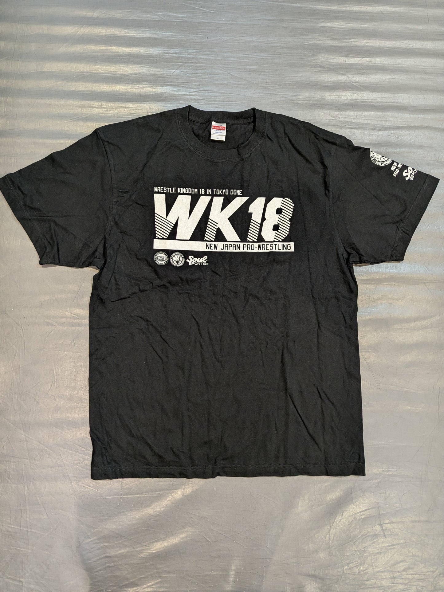 WRESTLE KINGDOM 18 大会記念「SOUL SPORTS」Tシャツ