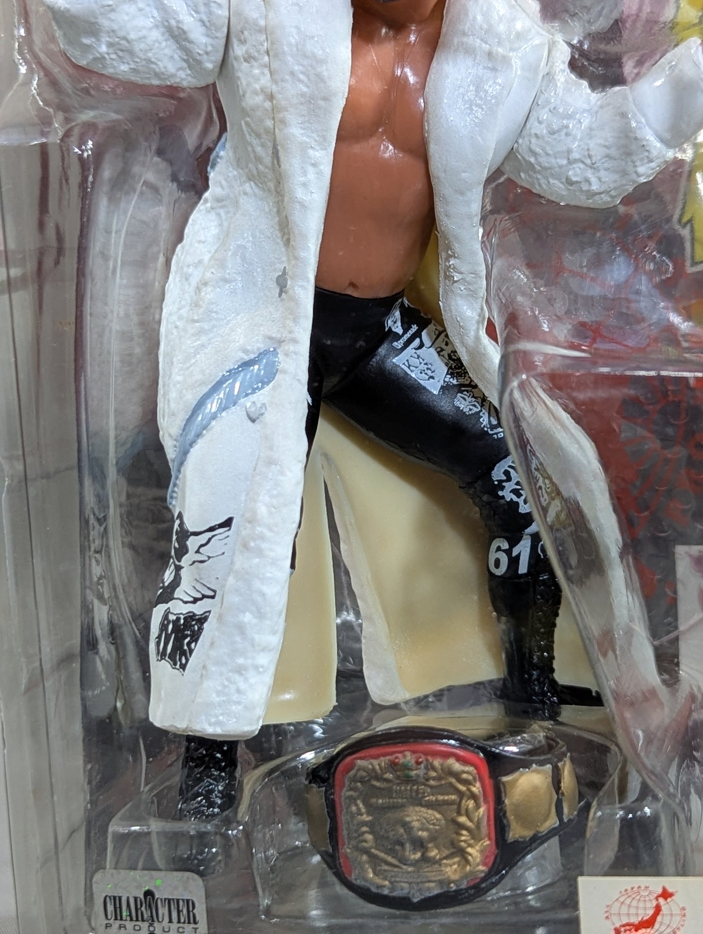 Muto Keiji  (White Gown, LOVE Pose, UN Belt)
