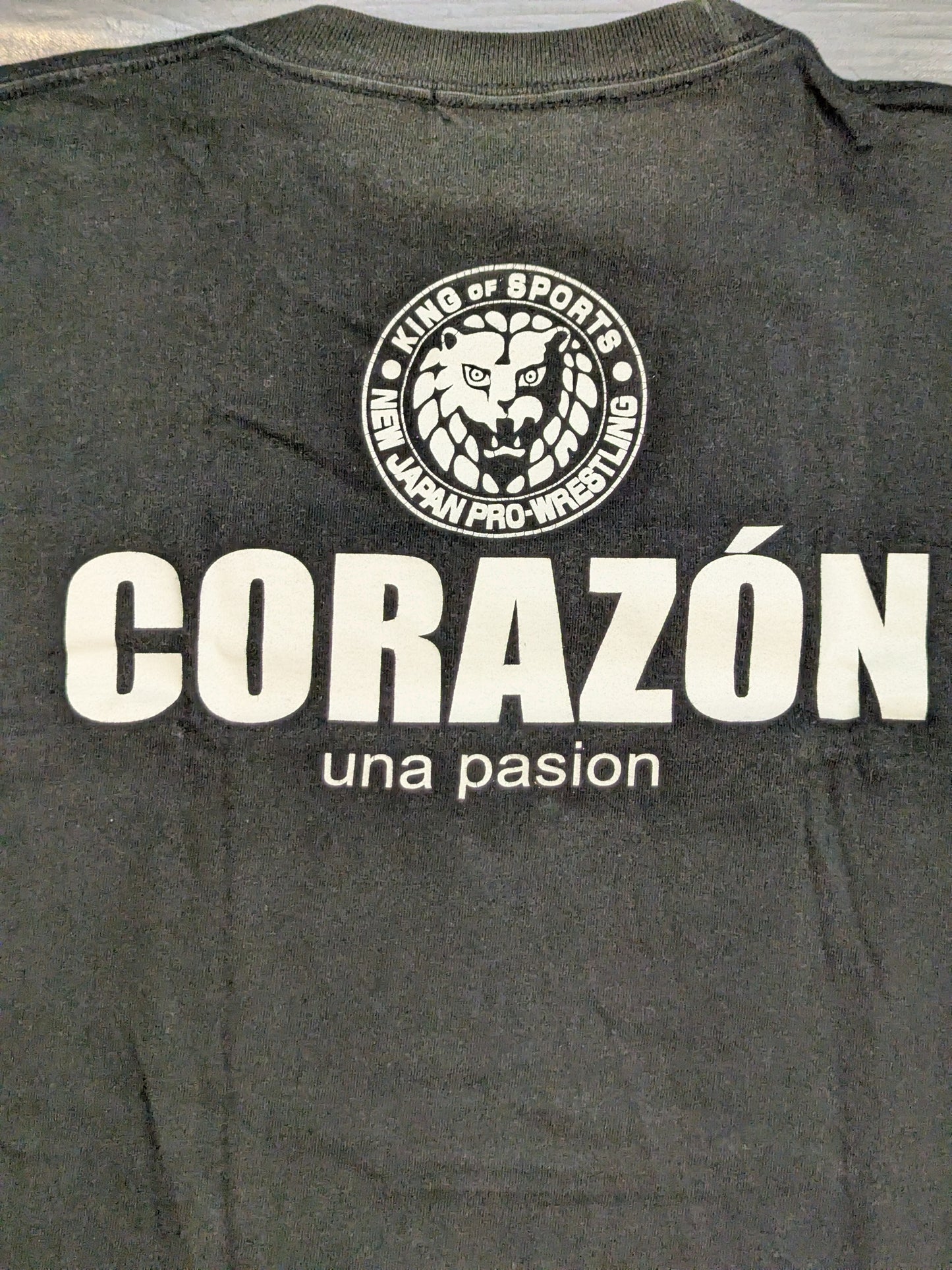 新日本プロレス×CORAZON「ライオンマーク」Tシャツ