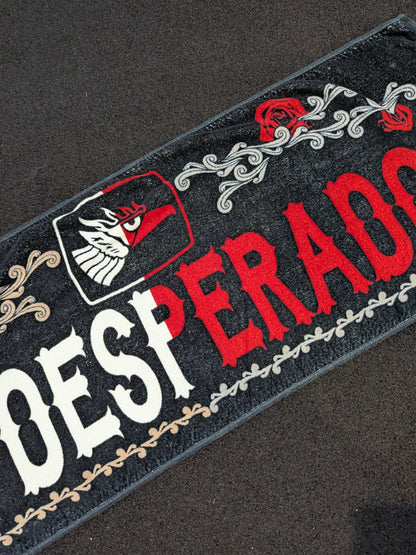 エル・デスペラード「EL DESPERADO」スポーツタオル(ブラック×ホワイト×レッド)