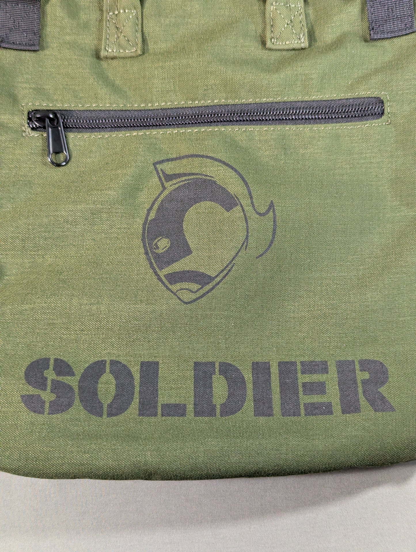 Kinnikuman  Soldier Small Helmet Bag