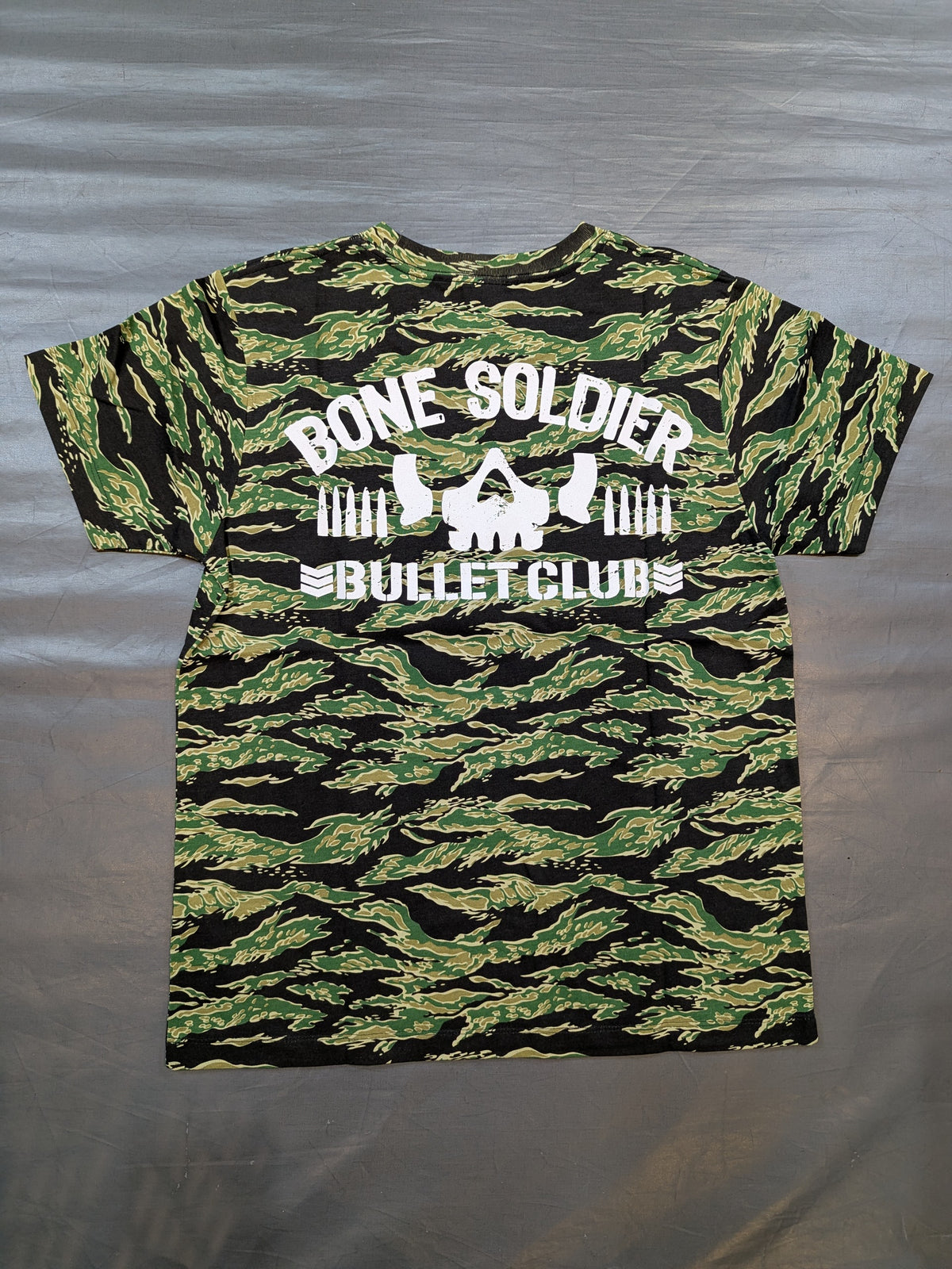 [Kenny Omega hand signed autograph] BULLET CLUB 'Tiger Stripe' T-shirt