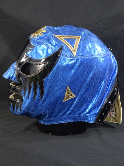★ Mil Mascaras, commonly known as the "Doorknob" ★