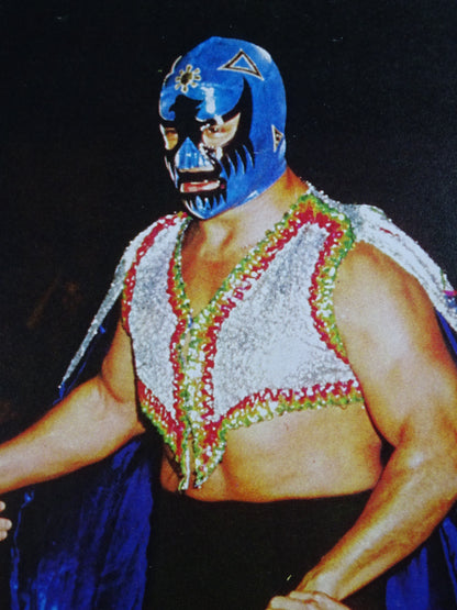 ★ Mil Mascaras, commonly known as the "Doorknob" ★