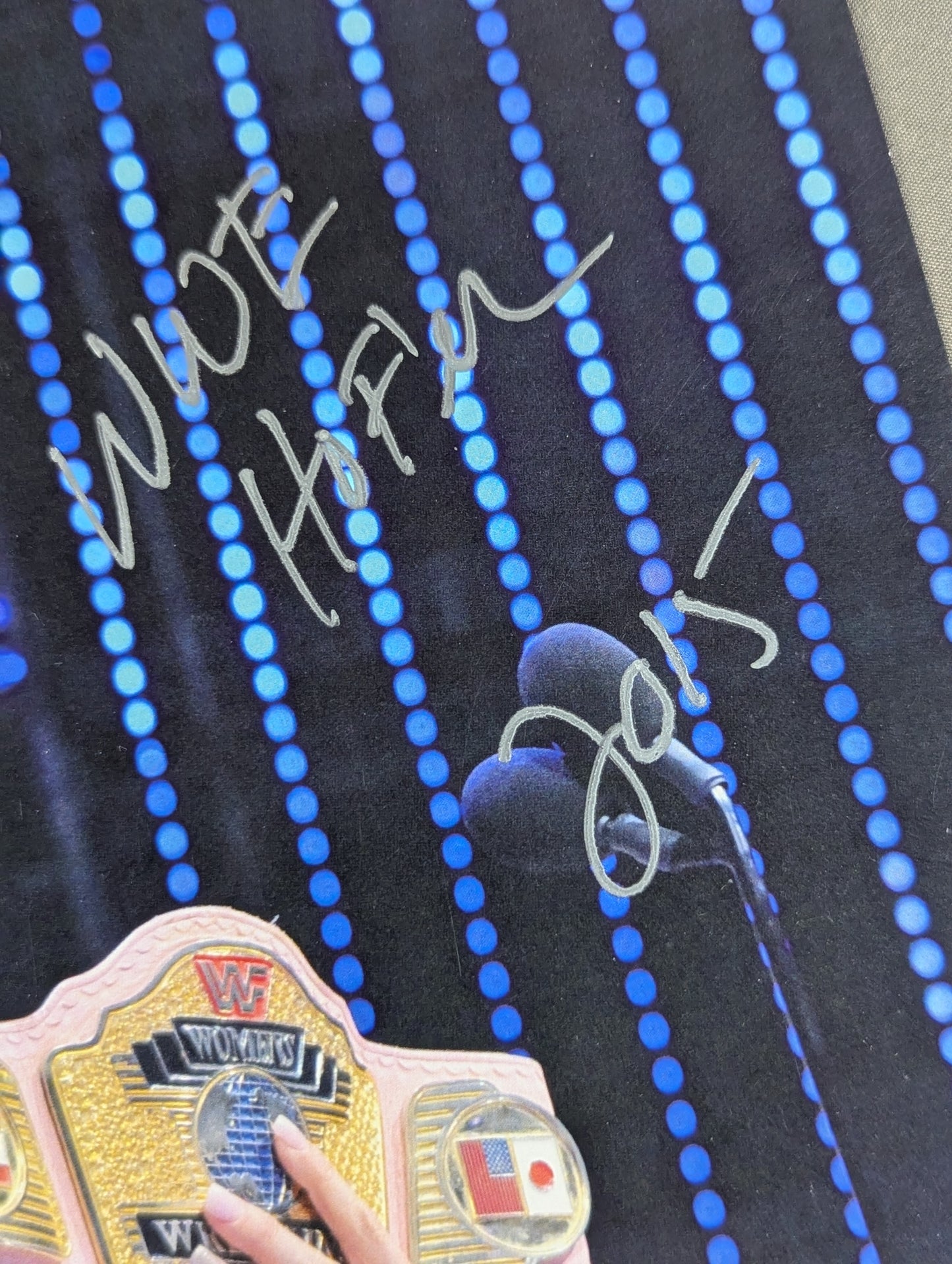 ★WWE Hall Of Fame★ アランドラ・ブレイズ 直筆サイン入りポートレート