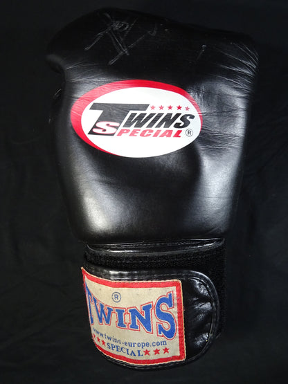 Remy Bonjasky ★: gloves worn by him ★ during practice