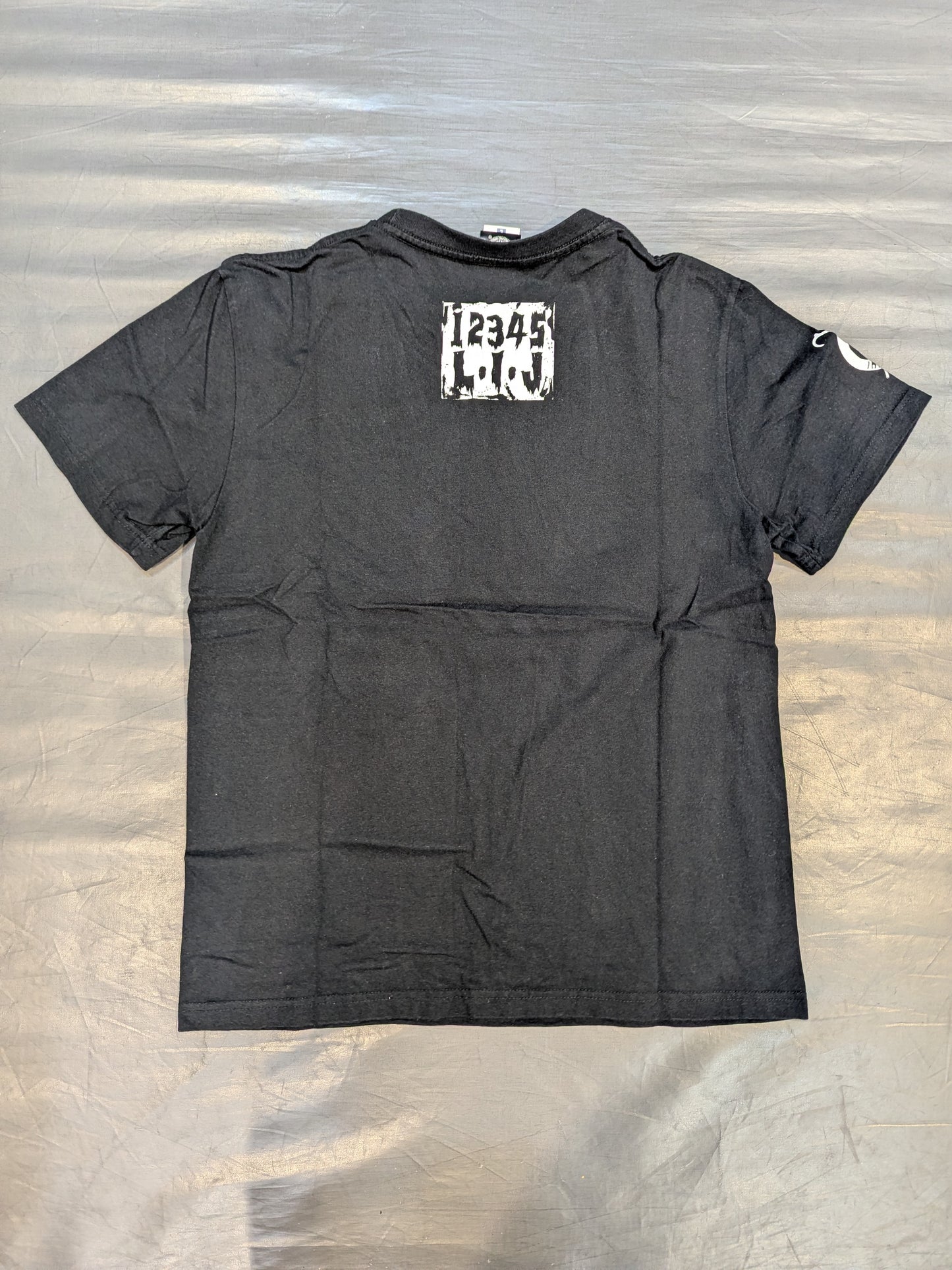L・I・J「CINCO」Tシャツ