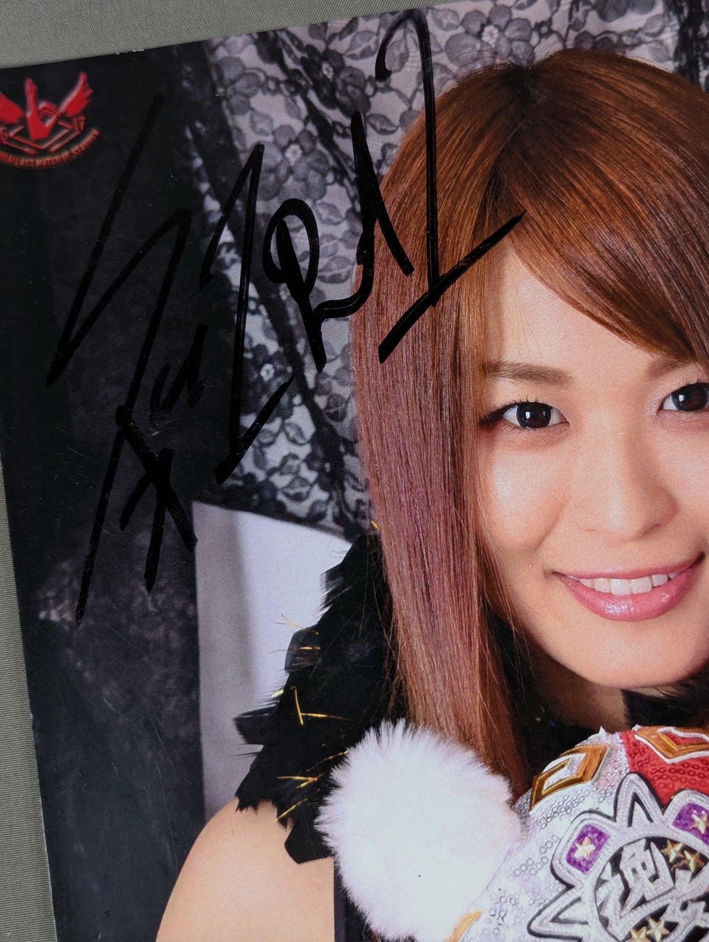 Io Shirai (Iyo Sky)  hand signed autograph Pro-Photo (J-4)