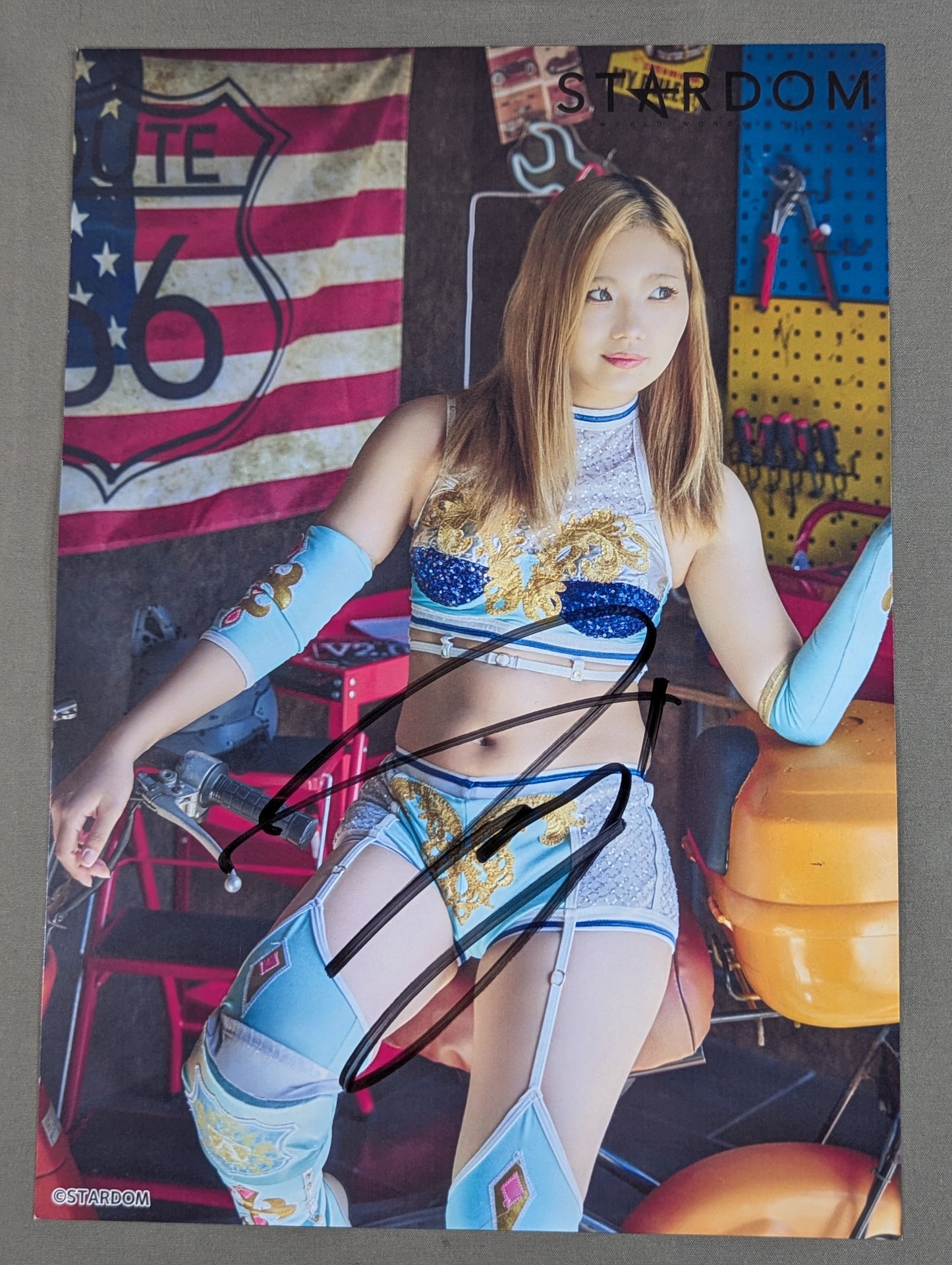 Miyu Amasaki  hand signed autograph  Starda Mu Pro-Photo (M-7)