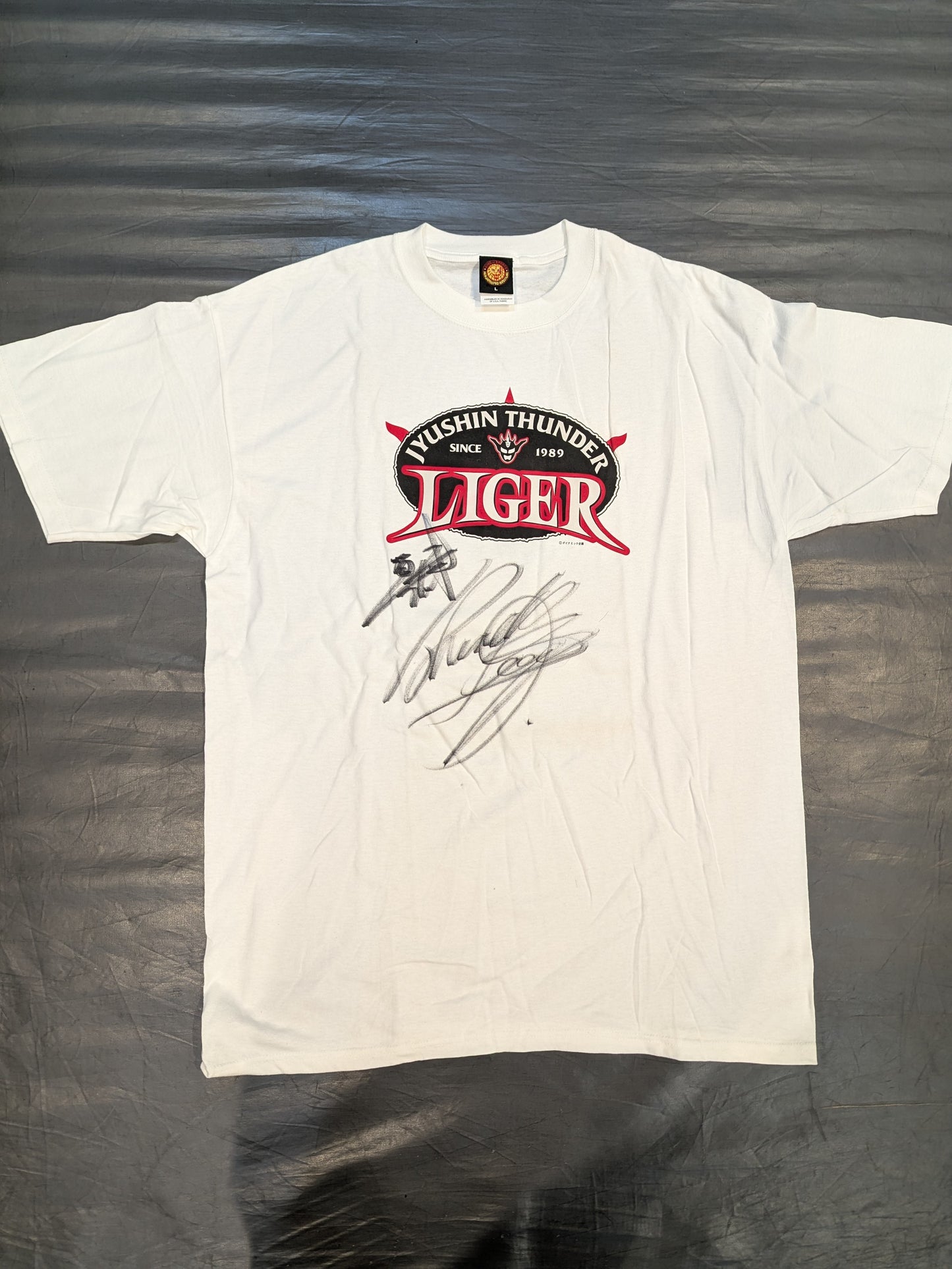 【直筆サイン入り】獣神サンダー・ライガー「JYUSHIN THUNDER LIGER SINCE 1989」Tシャツ