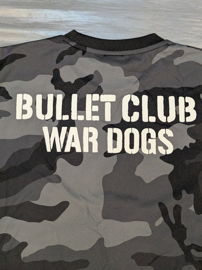 BULLET CLUB WAR DOGS ドライTシャツ(ブラックウッドランドカモ)
