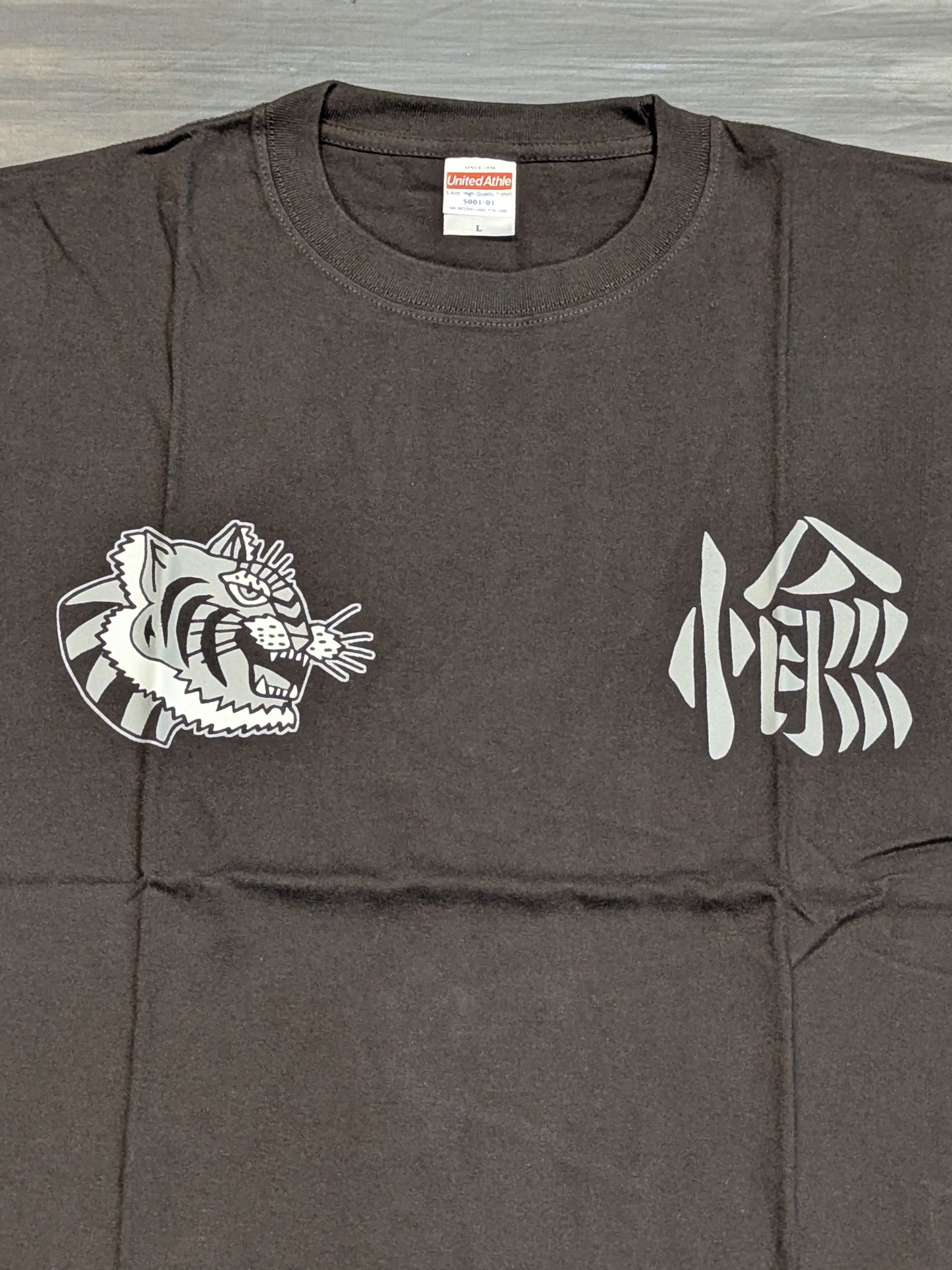 T-Hawk「TOKYO/JAPAN」Tシャツ(スミクロ)
