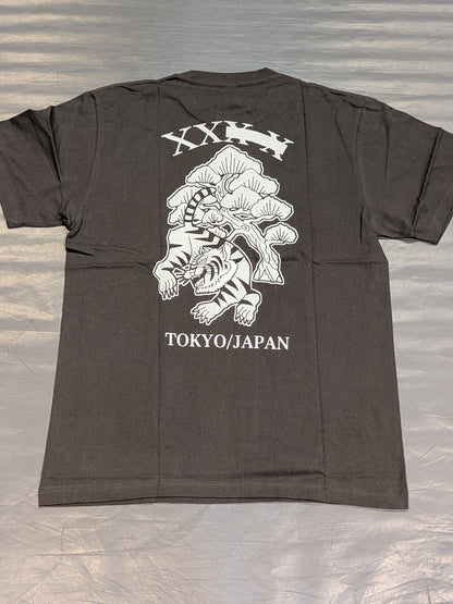 T-Hawk「TOKYO/JAPAN」Tシャツ(スミクロ)
