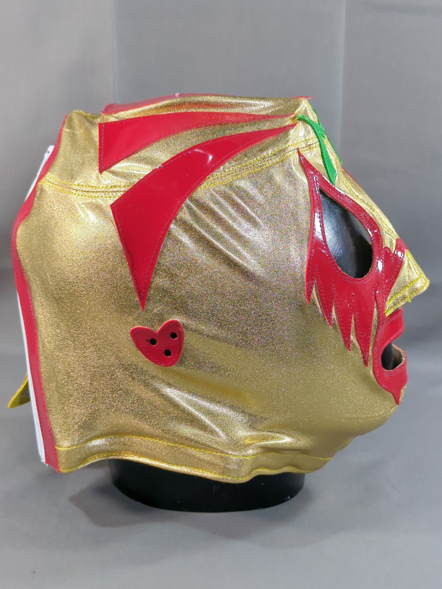 Mil Mascaras 