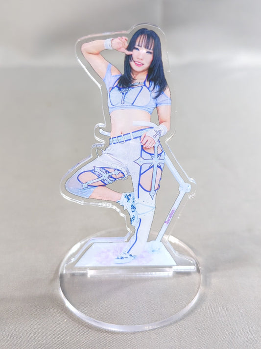 Maria Acrylic Stand (3)