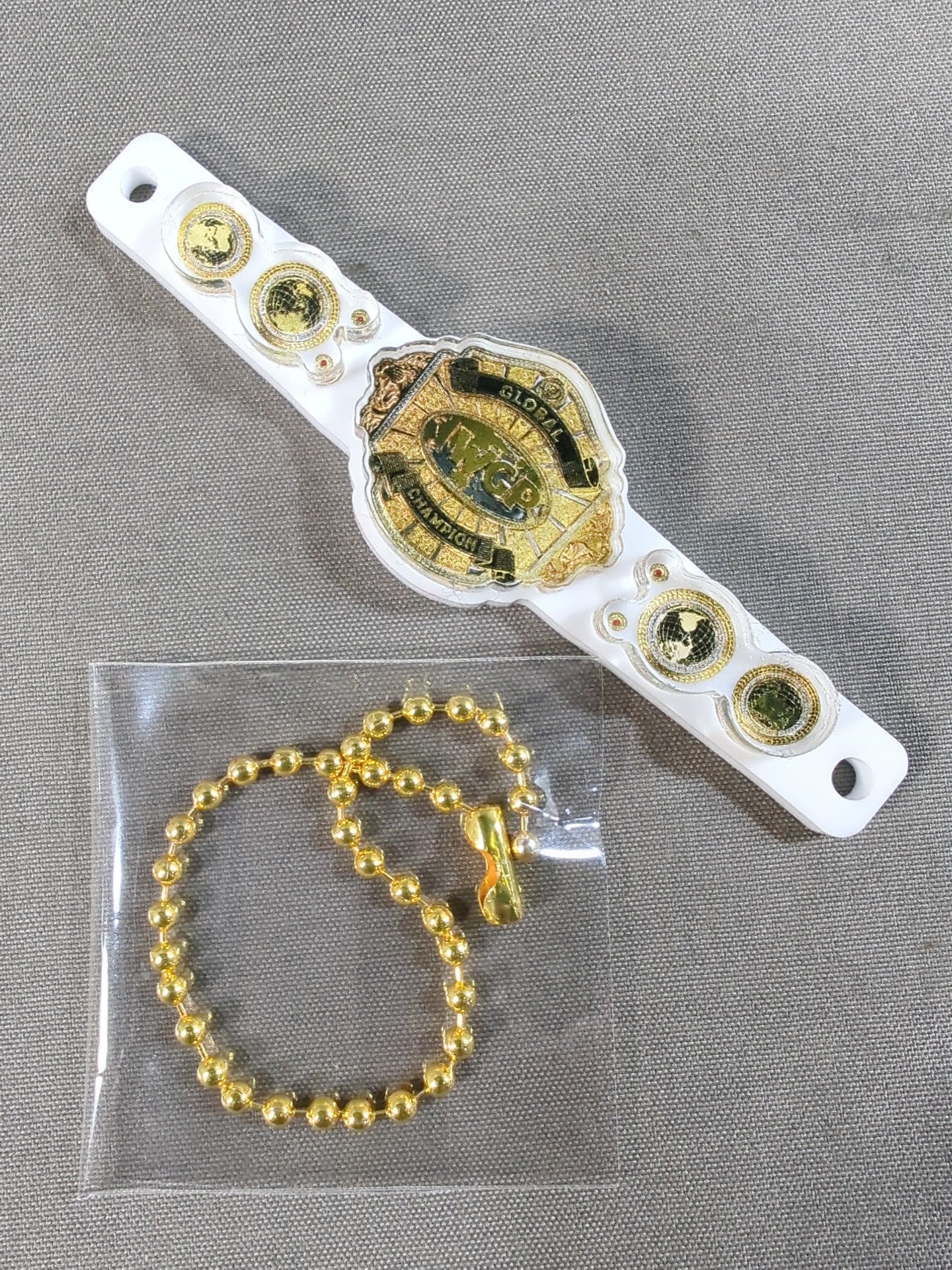 IWGP GLOBALヘビー級ベルト アクリルボールチェーン