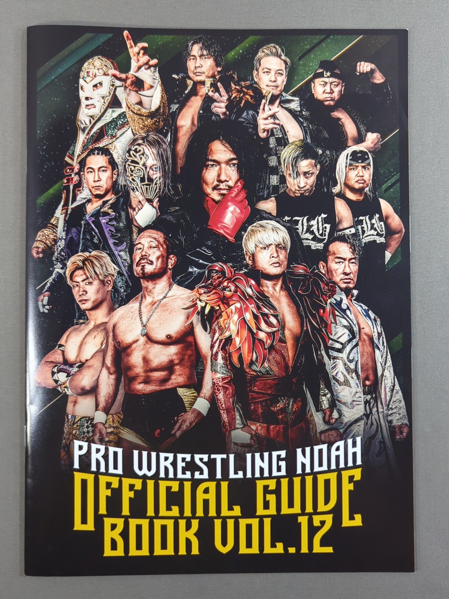 NOAH / 2023 OFFICIAL GUIDE BOOK vol.12