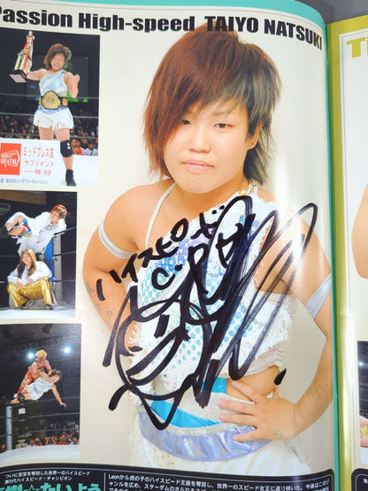 【9選手直筆サイン入り】STARDOM OFFICIAL GUIDE BOOK Vol.6