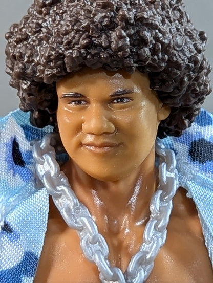 Carlito (light blue shirt)